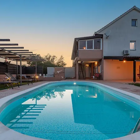 Dandelion Zadarvillas Nadin