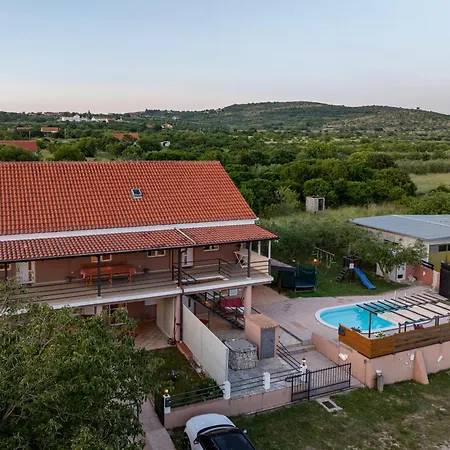 Dandelion Zadarvillas Nadin