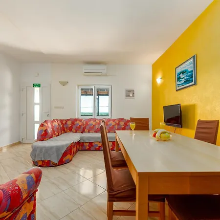 Dandelion Zadarvillas * Nadin