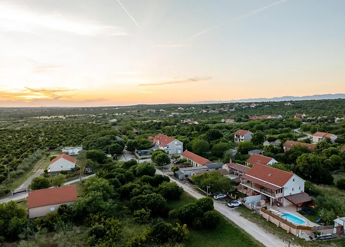 Dandelion Zadarvillas Nadin
